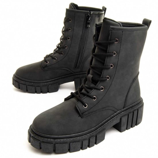 Bota cómoda para mujer. Montevita Militarsuav 77300 - Image 1
