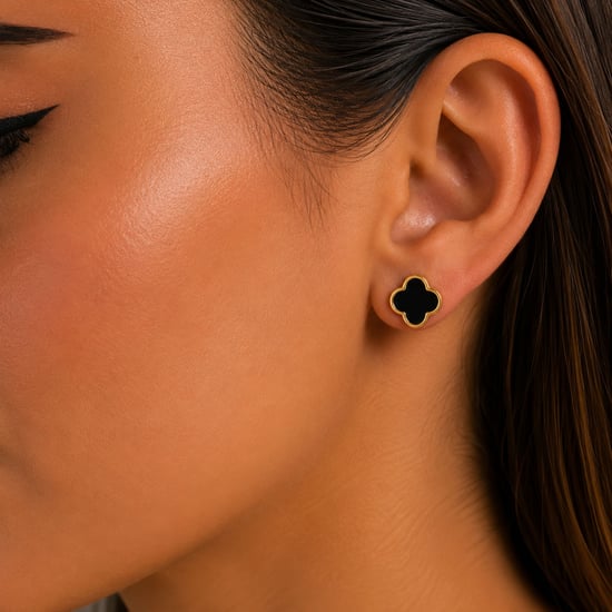 Pendientes de Flores de Trébol Pequeñas para Mujeres en Plata Bañada en Oro BIPE068 - Image 3