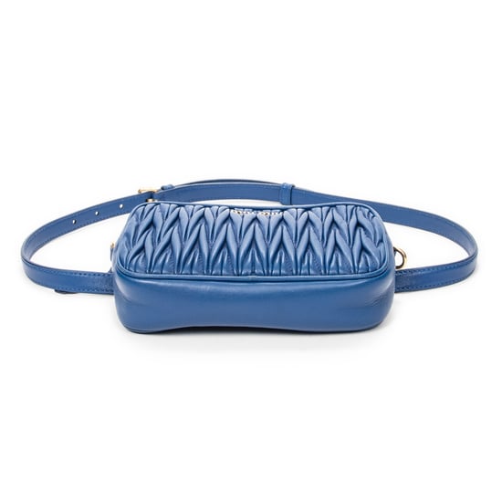 Miu Miu Small Belt Bag en azul Cuero de ternero - Image 3