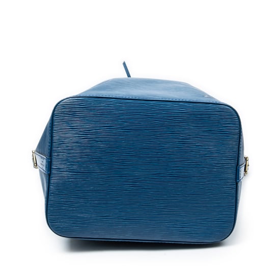 Louis Vuitton Noe PM en azul Cuero de ternero - Image 6