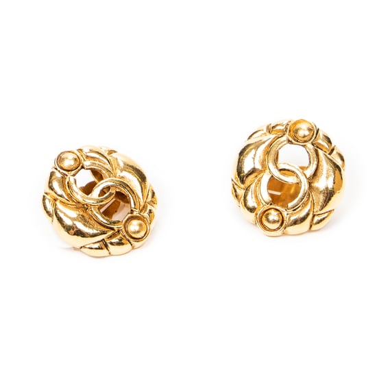 Chanel CC Round Clip On Earrings en oro Acero inoxidable sin níquel - Image 1