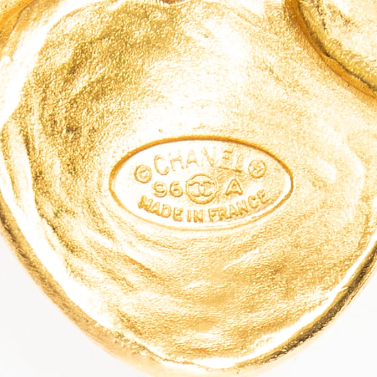 Chanel CC Clover Brooch en oro Acero inoxidable sin níquel - Image 3