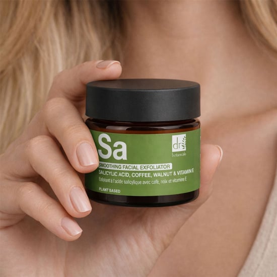 Dr. Botanicals Exfoliante antiedad con ácido salicílico, café, nuez y vitamina E, 30 ml. - Image 5