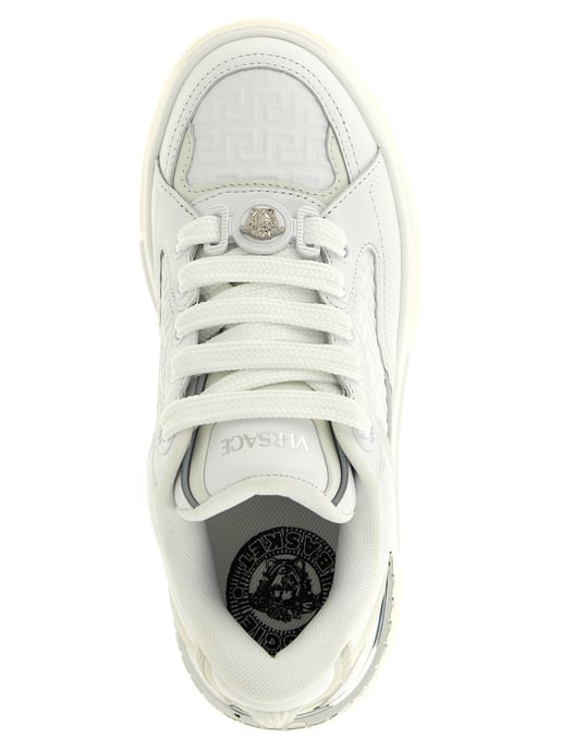 Zapatillas bajas de piel de ternero blancas de Versace - Image 4
