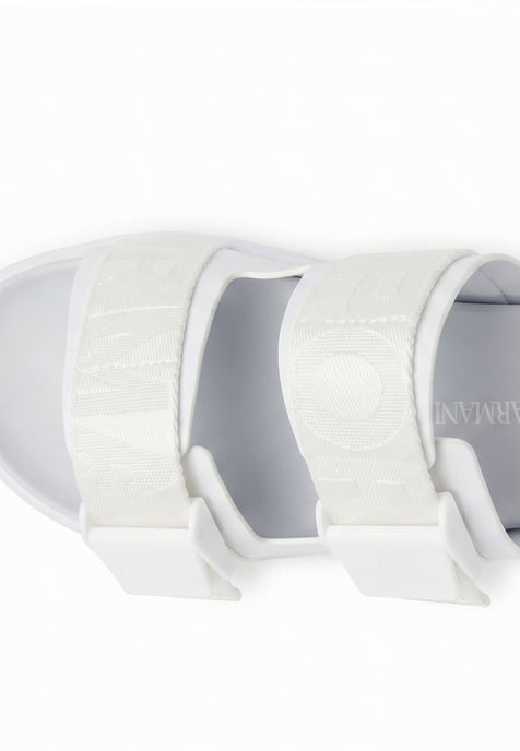 Emporio Armani Chanclas de playa Men - Image 2