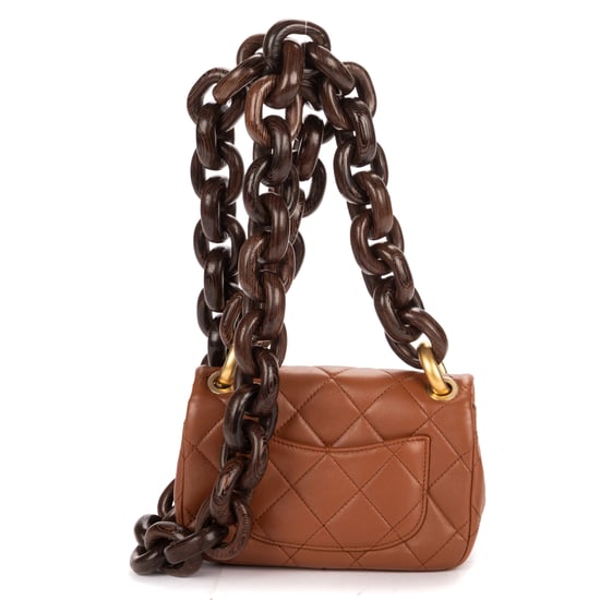 Chanel 2023 Mini Wenge Wood Flap Bag Mini en Brown Cuero de ternero - Image 5