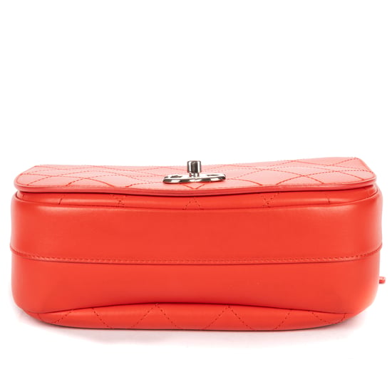 Chanel Ring My Bag Flap  en  rojo Cuero de ternero - Image 6