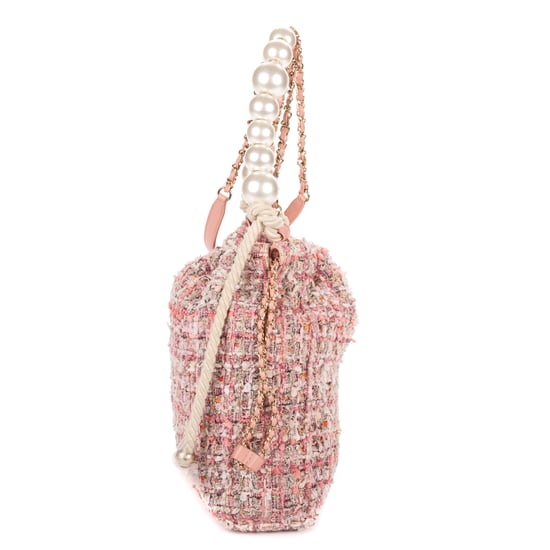 Chanel Ltd. Ed. Tweed Mini Pearl Bucket  en  rosa Lienzo - Image 4
