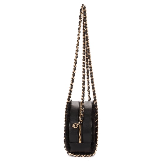 Chanel CC Shearling Chevron Round Crossbody  en  negro Cuero de ternero - Image 3