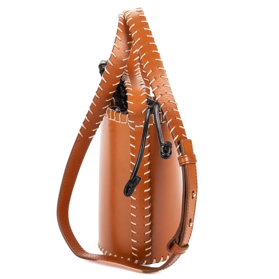 Chloé Louela Bucket Bag  en  Bronceado Cuero de ternero - Image 3