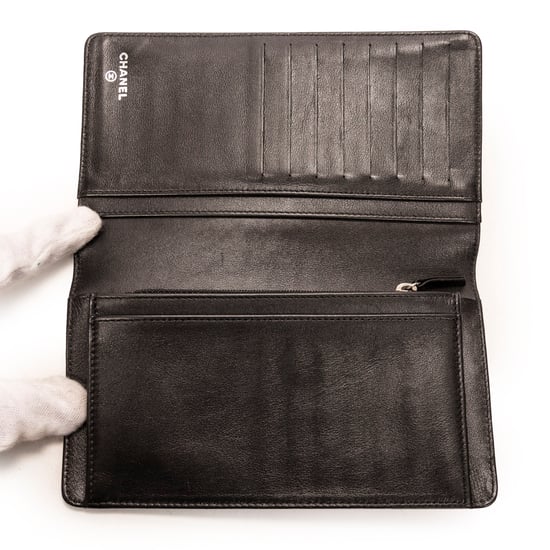 Chanel L-Yen Bifold Wallet  en  negro Cuero de ternero - Image 3
