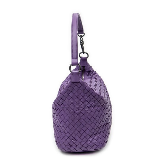 Bottega Veneta Small Zip Hobo en morado Cuero de becerro - Image 4