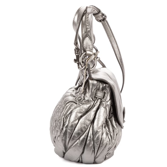 Miu Miu Hobo Crossbody en gris Cuero de ternero - Image 4