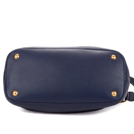 Prada Foldover Crossbody  en  Marina Cuero de ternero - Image 5