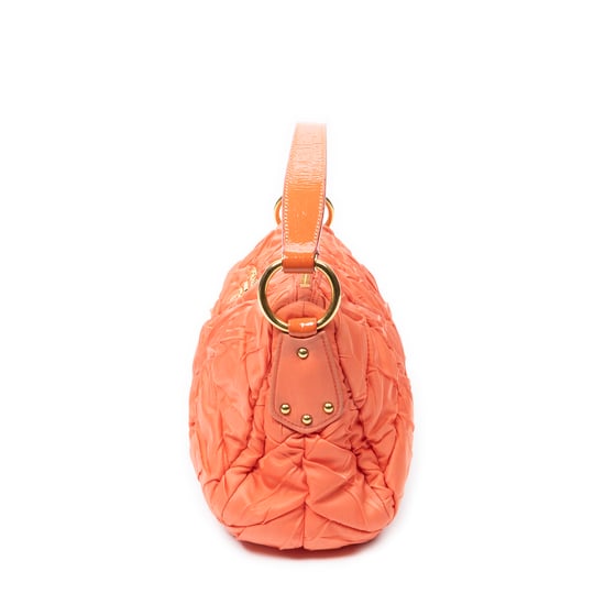 Prada Quilted Zip Hobo en naranja Lienzo - Image 3