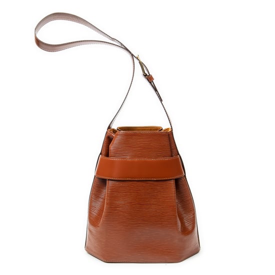 Louis Vuitton Sac D'Epaule PM en  Tan Cuero de ternero - Image 4