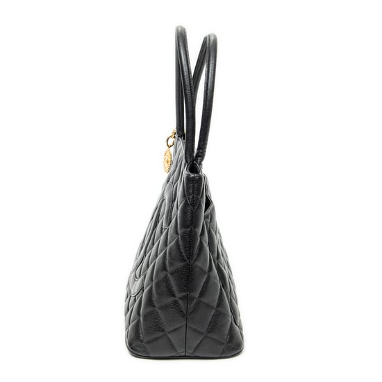 Chanel Timeless Medallion Tote en negro Cuero de ternero - Image 3