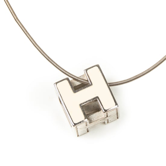 Hermès H Cube Pendant Necklace en marfil Acero inoxidable sin níquel - Image 2
