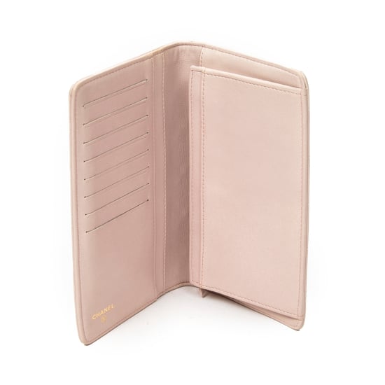 Chanel CC Wild Stitch L Yen Wallet en rosa Cuero de ternero - Image 4