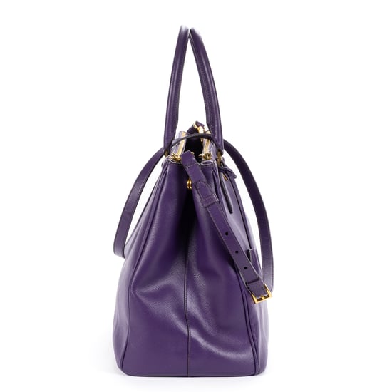 Prada Medium Galleria Double Zip Tote Medium en morado Cuero de ternero - Image 4