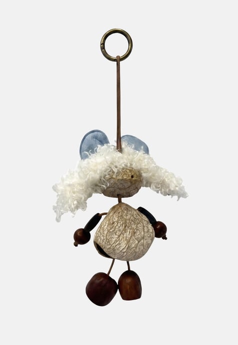 Kassandra Llavero Unisex - Image 2