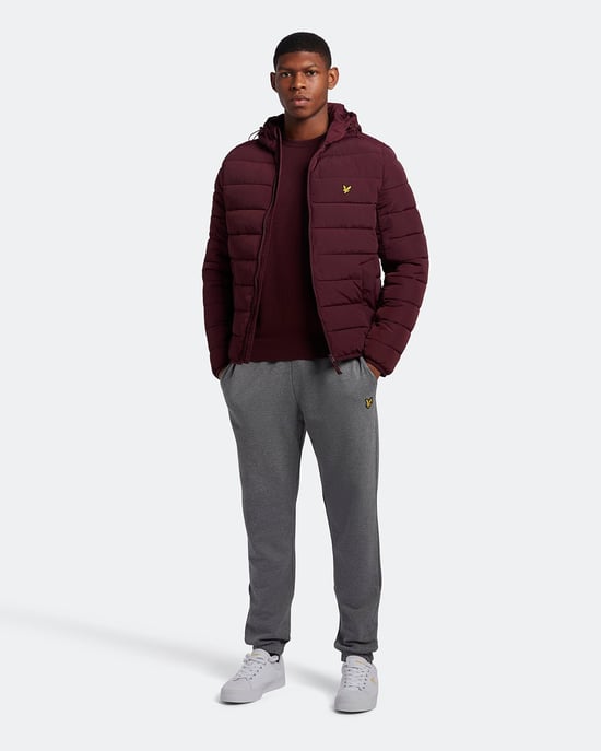 Jersey tipo jersey de algodon merino en color burdeos de Lyle & Scott - Image 2