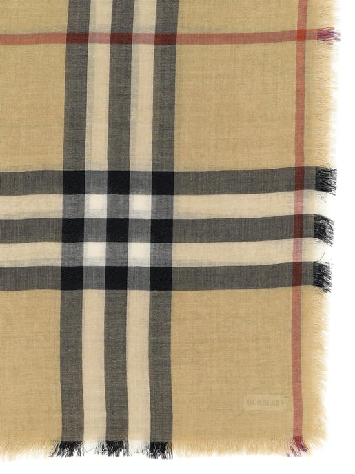 Foulard de lana beige de Burberry - Image 2