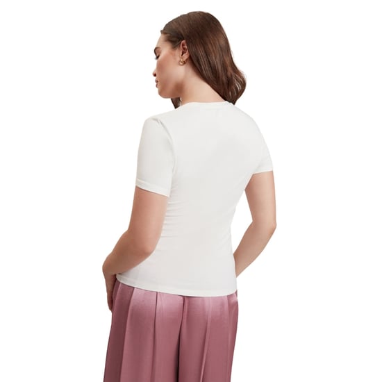 Camiseta Ajustada Color Marfil Estampada De Ted Baker - Image 3