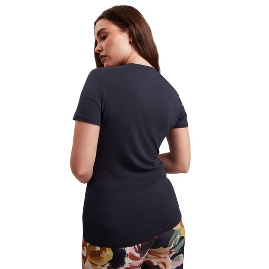 Camiseta Azul Marino Ajustada Estampada De Ted Baker - Image 3