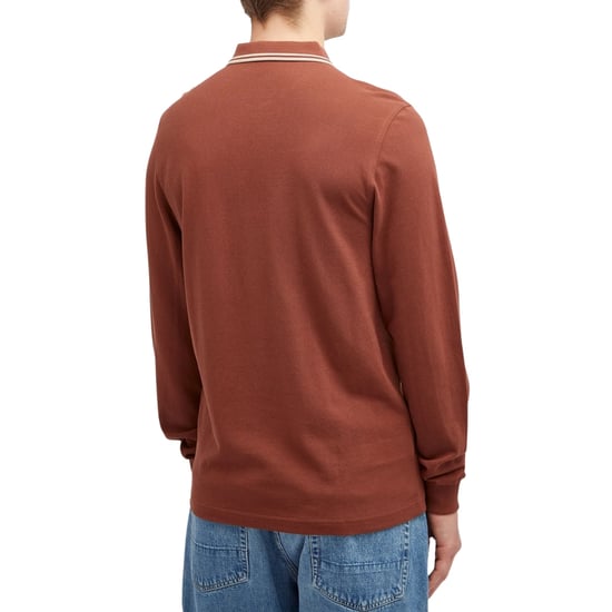 Camisa Polo De Manga Larga Color Marrón Whisky Con Cuello Bicolor Negro De Fred Perry - Image 3