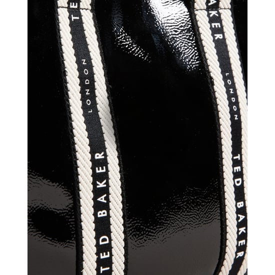 Bolso Pequeño Negro Con Correas De Charol De La Marca Celiane De Ted Baker - Image 3