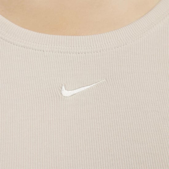 Top Ajustado Nike Para Mujer Con Espalda Escotada Y Ribete Mini-acanalado, Color Marrón Claro - Image 4
