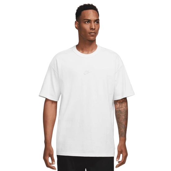 Camiseta Blanca Nike Sportswear Premium Essentials - Image 3