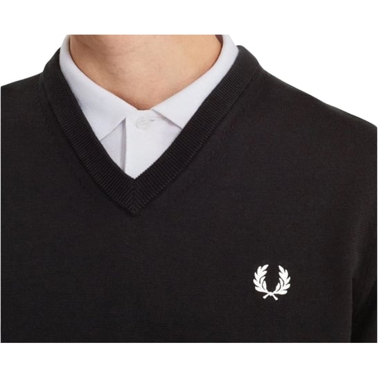 Jersey Negro Clásico Con Cuello En V De Fred Perry - Image 5