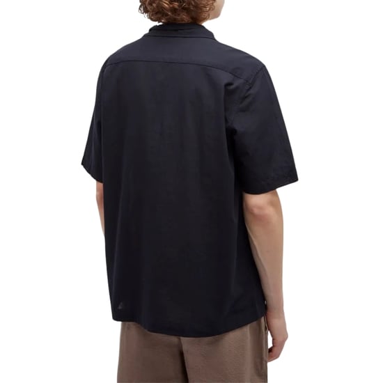 Camisa Ligera Texturizada Azul Marino De Fred Perry Para Vacaciones - Image 4