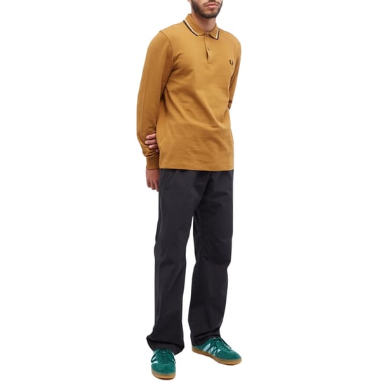 Camisa polo de manga larga de doble punta para hombre Fred Perry en amarillo - Image 5