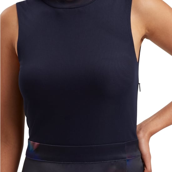 Vestido Azul Marino Estampado Con Cuello Alto De Jersey Marlyee De Ted Baker - Image 3