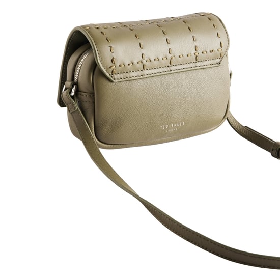 Bolso Para Cámara Ted Baker Stalina Color Caqui Con Detalles De Costura - Image 2