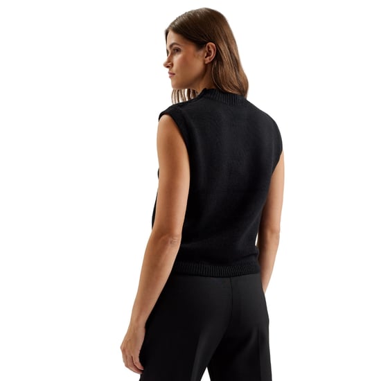 Camiseta Negra Sin Mangas Con Cuello Redondo Y Botones Ted Baker Rondher Rose - Image 3