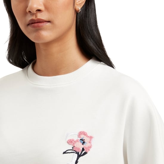 Jersey De Manga Abullonada Color Marfil Con Logo Bordado Janettt De Ted Baker - Image 5