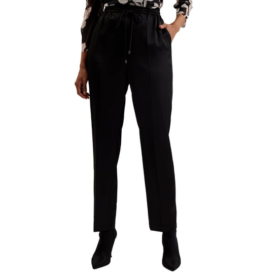 Pantalones Deportivos Ajustados De Satén Ted Baker Natori En Color Negro - Image 3
