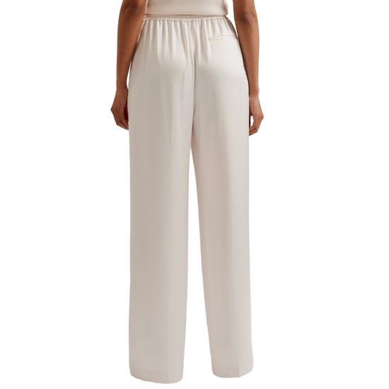 Pantalones Deportivos Anchos De Satén Color Marfil Ted Baker Umaibo - Image 4
