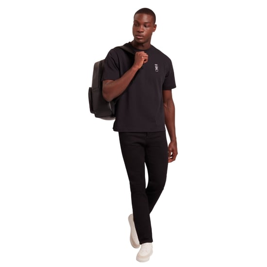 Camiseta Negra De La Marca Ted Baker Kuyrt - Image 2