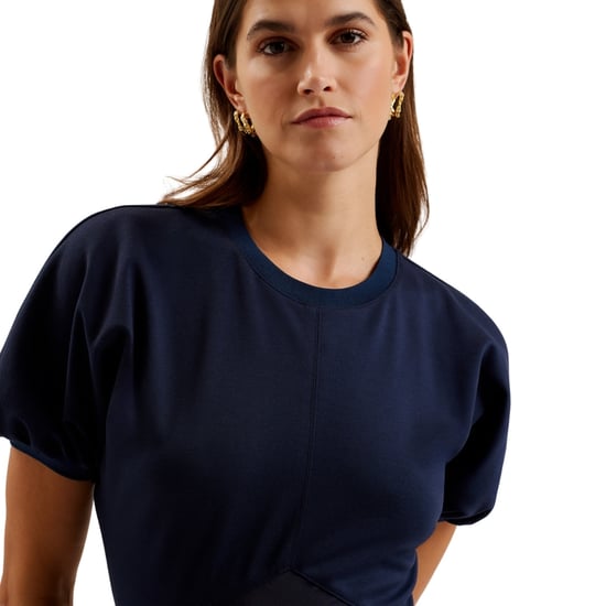 Vestido De Satén Azul Marino Estampado Con Corpiño De Punto Mitzic De Ted Baker - Image 3