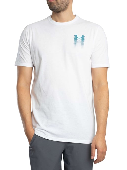 Under Armour Camiseta Holgada Con Gráfico En La Espalda Y Logotipo Borroso, Blanco - Image 2