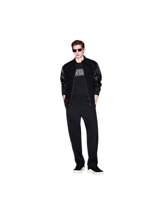 Armani Exchange Camiseta Ajustada Con Gráfico De Contorno, Negro - Image 2