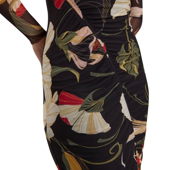 Vestido Midi Ajustado Fruncido De Malla Estampada De Ted Baker - Image 6