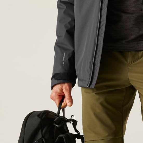 Regatta Chaqueta Impermeable Y Aislante Thornridge, Negro - Image 4