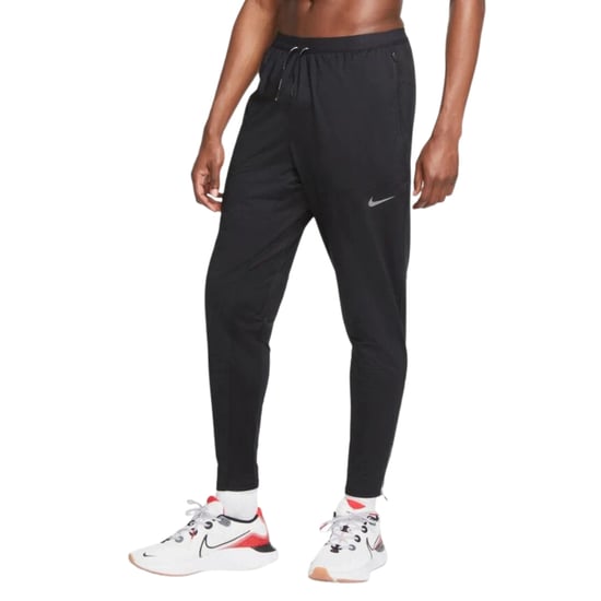 Pantalones Deportivos Negros Nike - Image 1
