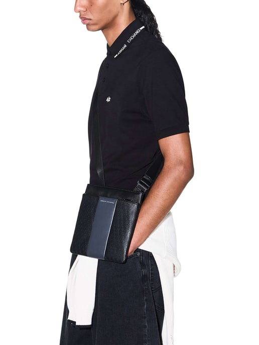Armani Exchange Bolso Bandolera Con Logo Texturizado, Negro - Image 6